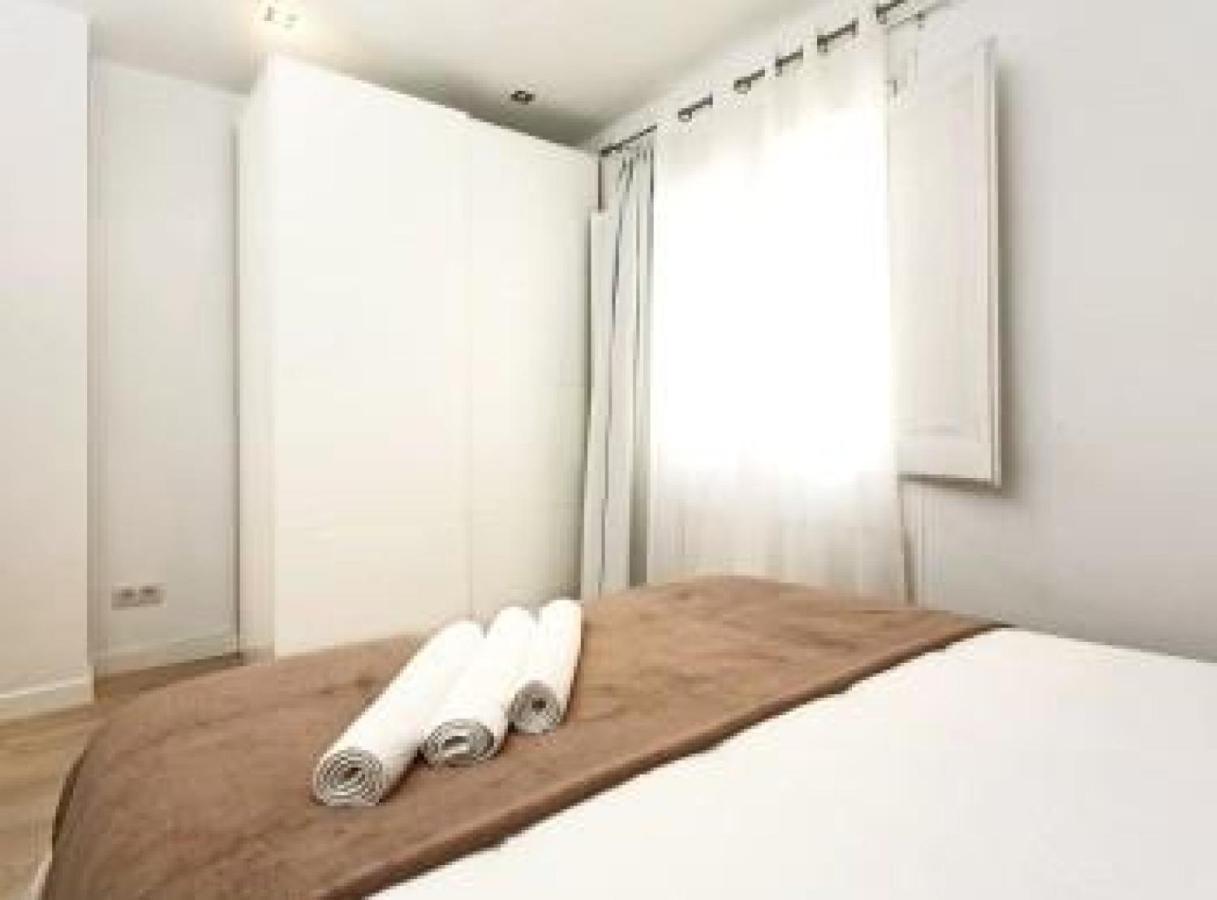 Miquel Angel - Apartments Next To Camp Nou برشلونة المظهر الخارجي الصورة